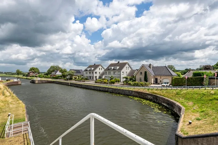 Sluisweg 1 A Arkel foto 3
