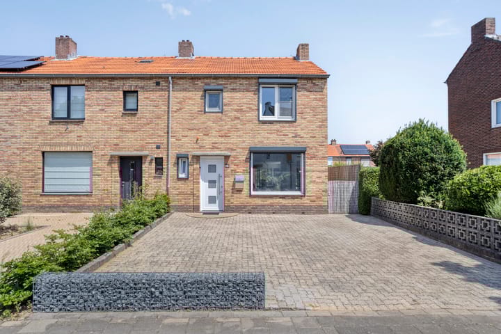 Smeetsstraat 84 en Stein foto