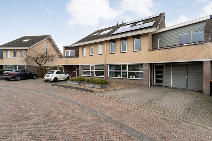 Smetanahof 12 en Dedemsvaart foto