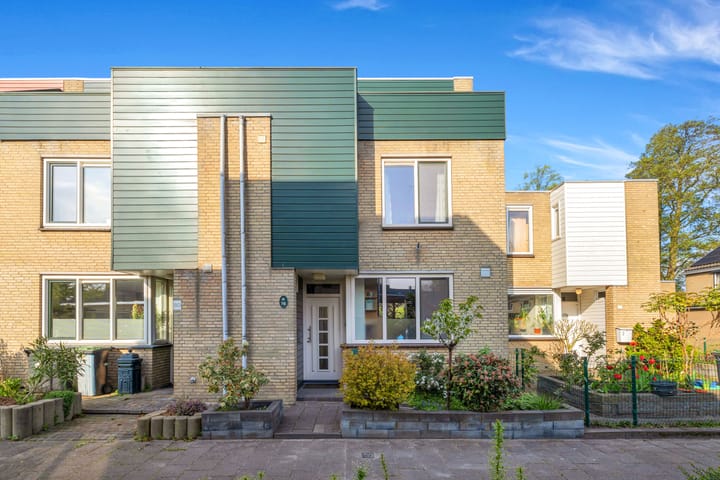 Smetanalaan 78 in Schiedam photo