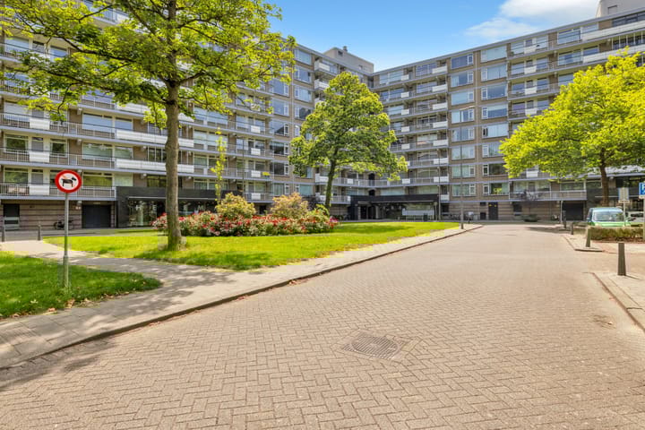 Söderblomplaats 482 in Rotterdam foto