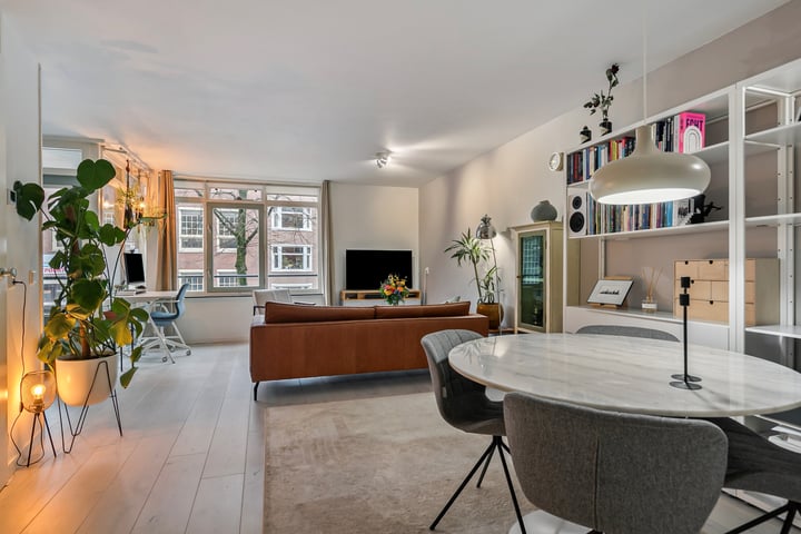 Soembawastraat 82 en Amsterdam foto