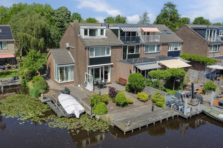Photo of property Soest Wetering 18, Zaandam