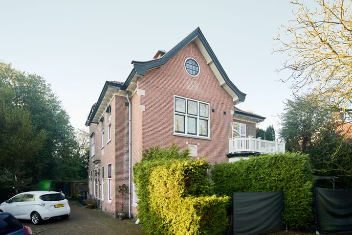 Soestdijkerstraatweg 80L in Hilversum foto