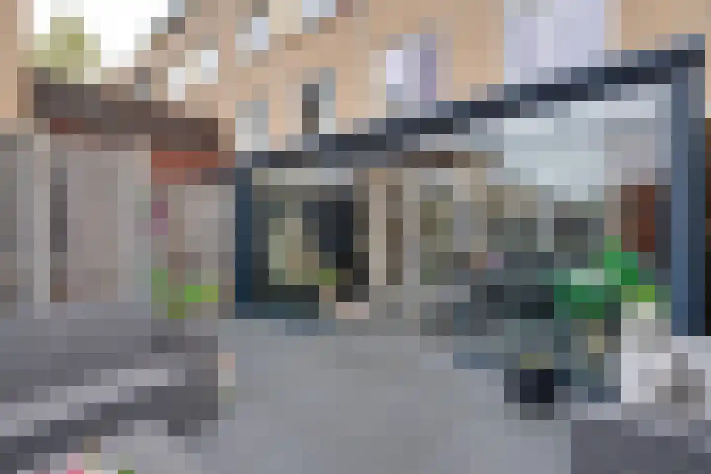 Sonja Heniepad 11 Amsterdam thumbnail 20