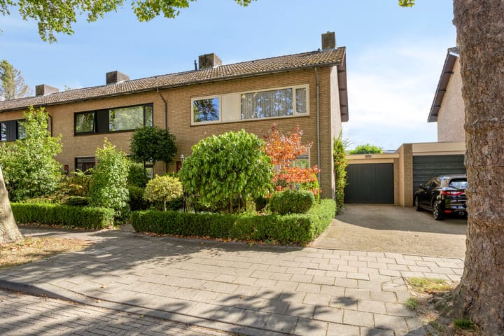 Sophiastraat 12 in Waalre Foto