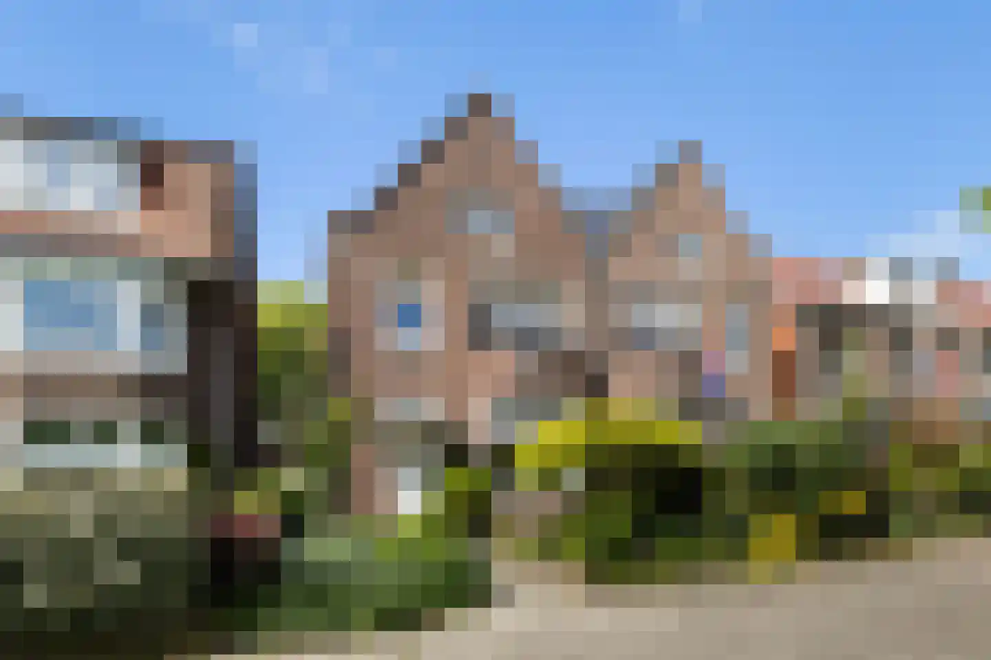 Spanjaardslaan 100 en Leeuwarden