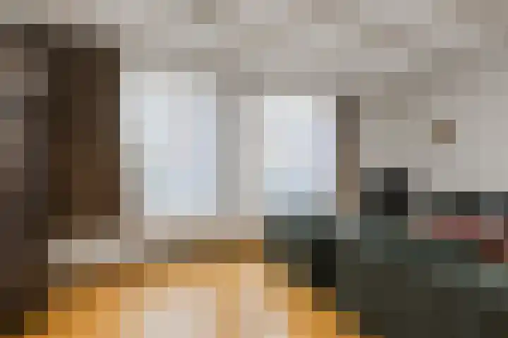 Spank 50 Breda thumbnail 6