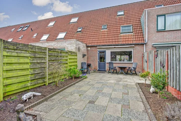 Spant 2 Hoorn foto 3