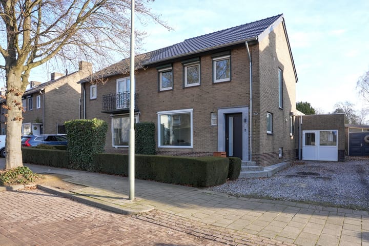 Photo of property Spaubeeklaan 47, Geleen