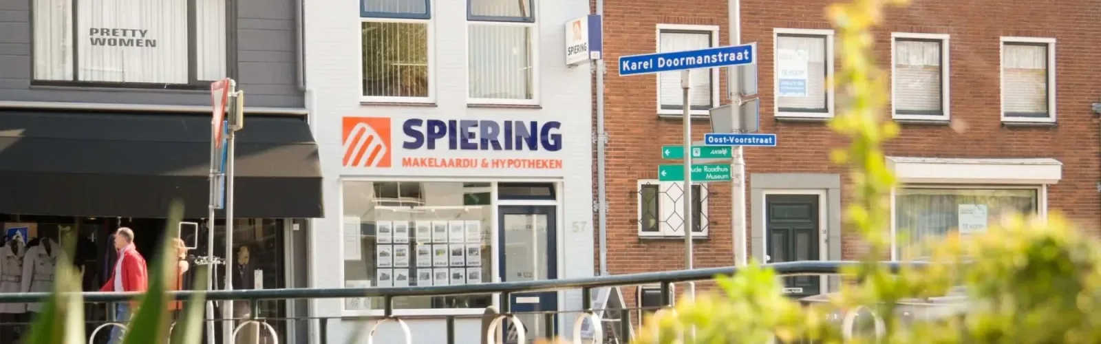 Team photo of Spiering Makelaardij