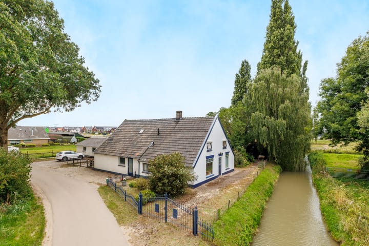 Spijkerstraat 4 in Beneden-Leeuwen Foto