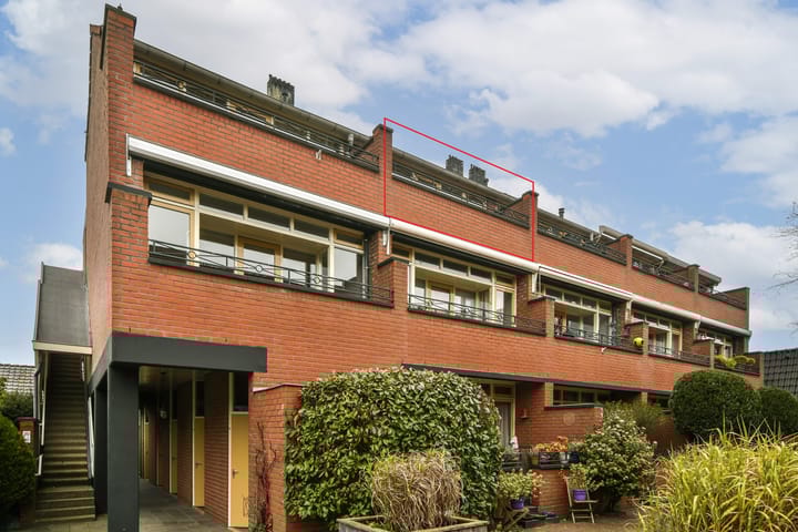Photo of property Spinnewiel 22, Laren