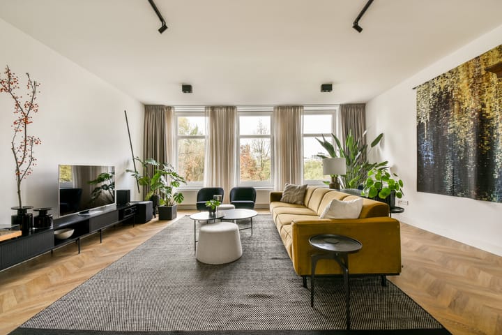 Spoorsingel 72B-02 in Rotterdam Foto