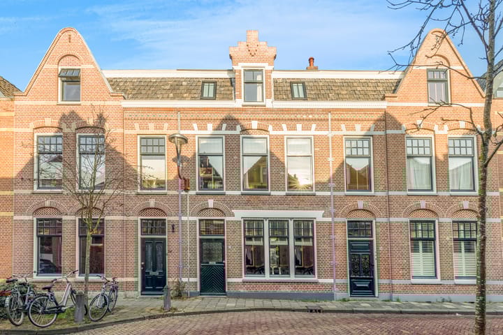 Spoorstraat 22 en Alkmaar foto