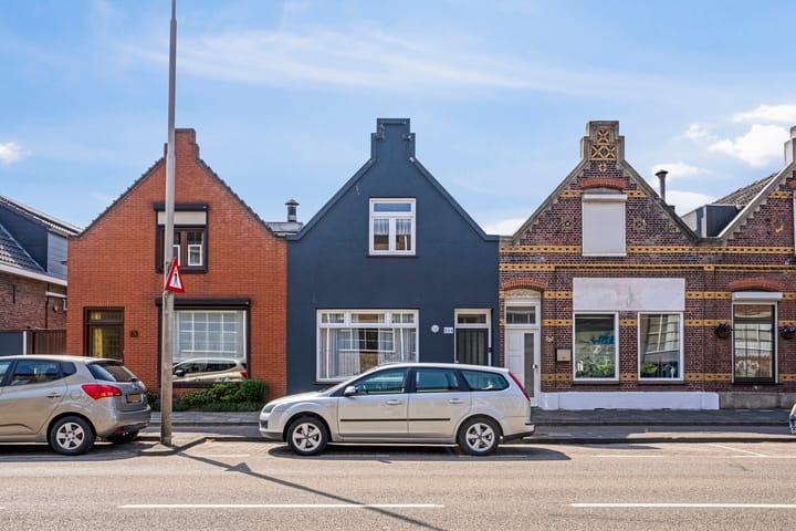 Spoorstraat 224 in Roosendaal foto