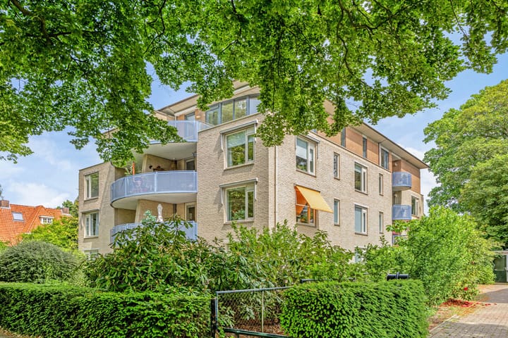 Spoorstraat 35 en Baarn foto