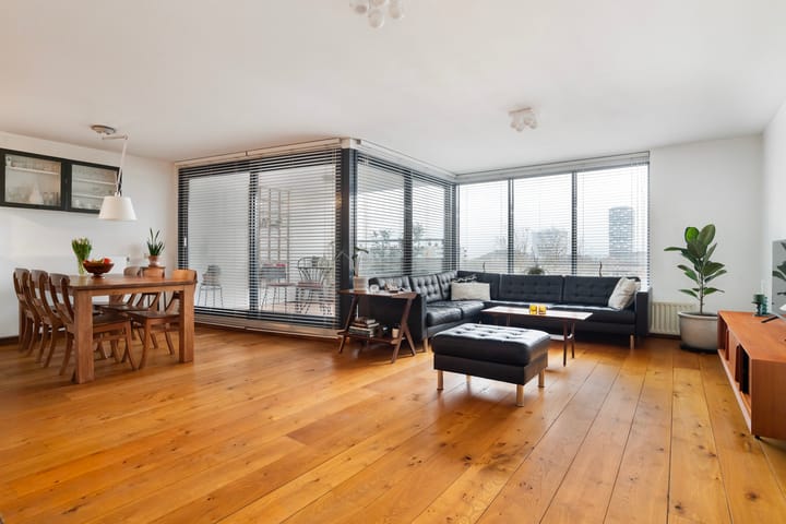 Spoorweghaven 152 in Rotterdam Foto