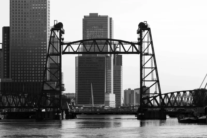 Photo de bureau de SRMT