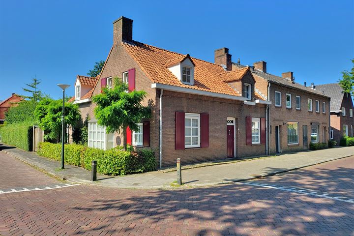 St. Servatiusstraat 53 in Schijndel photo