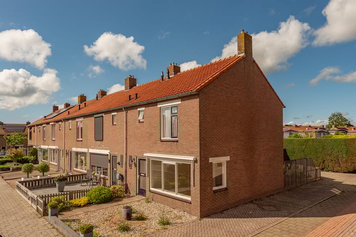 Staelsweg 6 en Doornspijk foto