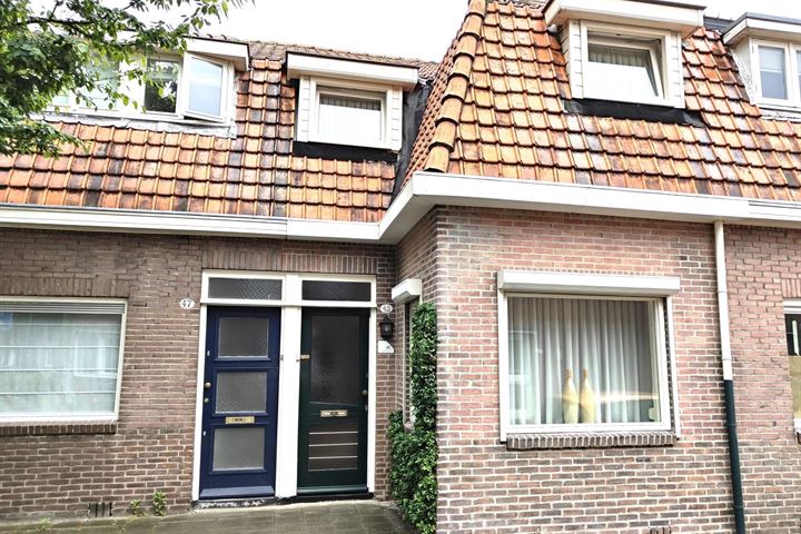 Staringstraat 45 in Tilburg Foto