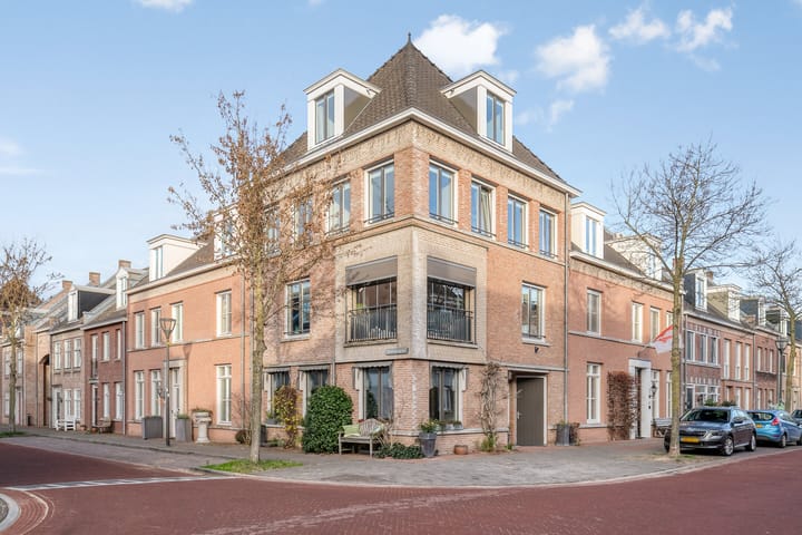 Statenlaan 108 in Helmond photo