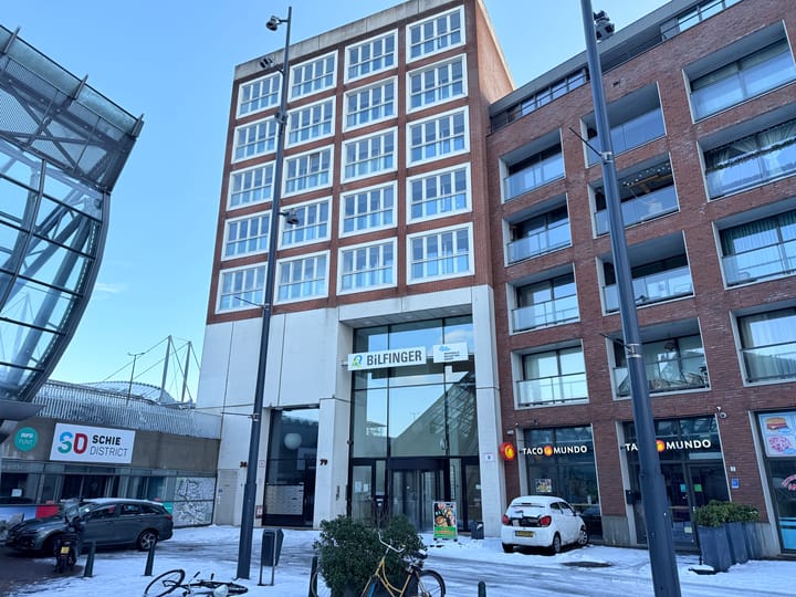 Stationsplein 42 dans Schiedam photo