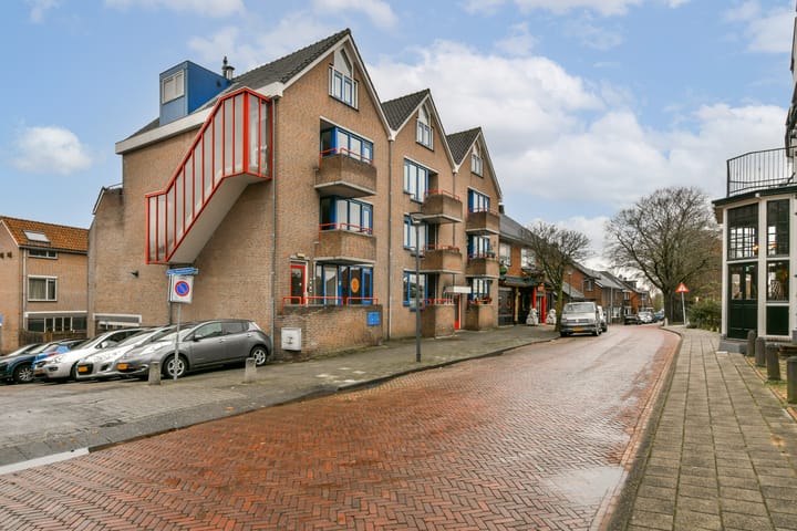 Photo of property Stationsstraat 36, Uithoorn