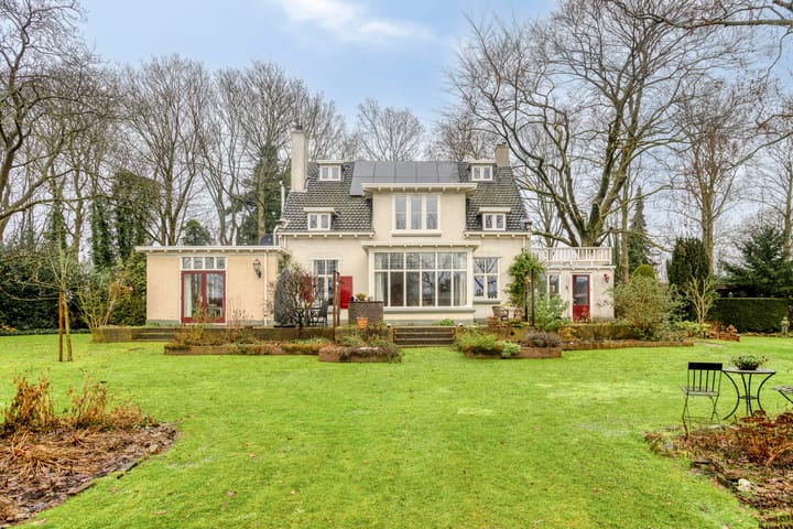 Stationsweg 3 dans Nuenen photo