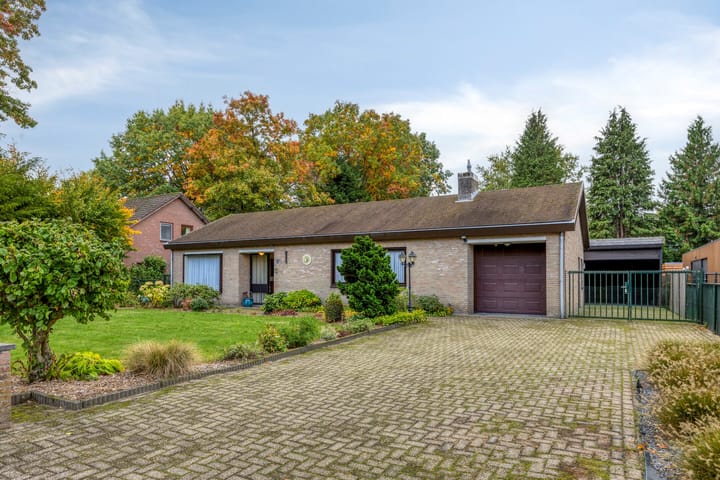 Stationsweg 98 in Budel-Dorplein Foto