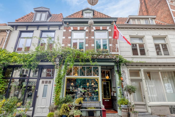 Steenbergsestraat 45 in Bergen op Zoom Foto