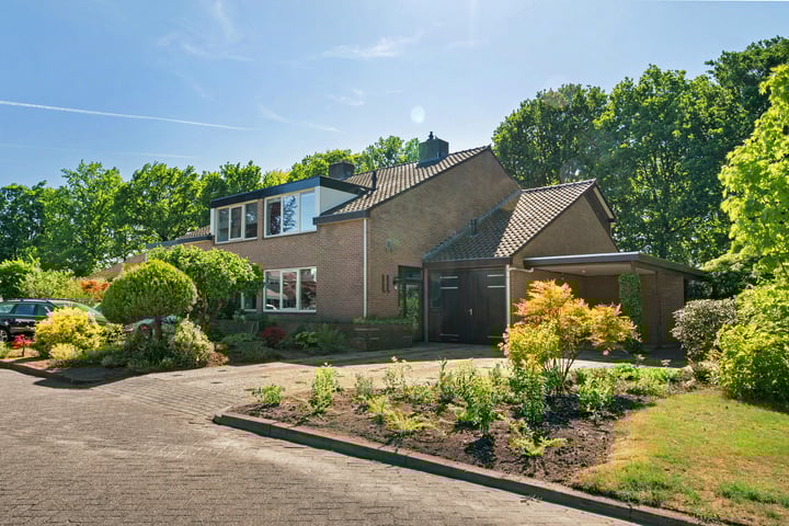 Steinwegstraat 2 in Delden Foto