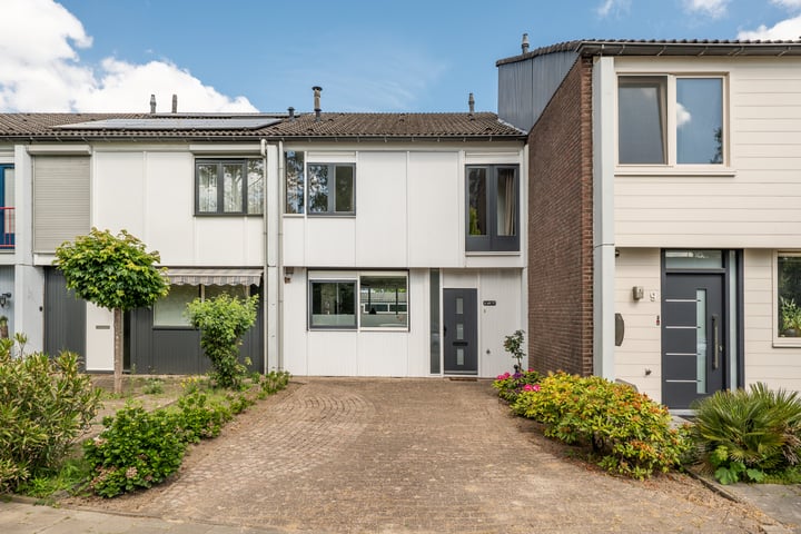 Sterkenburg 7 in Eindhoven Foto