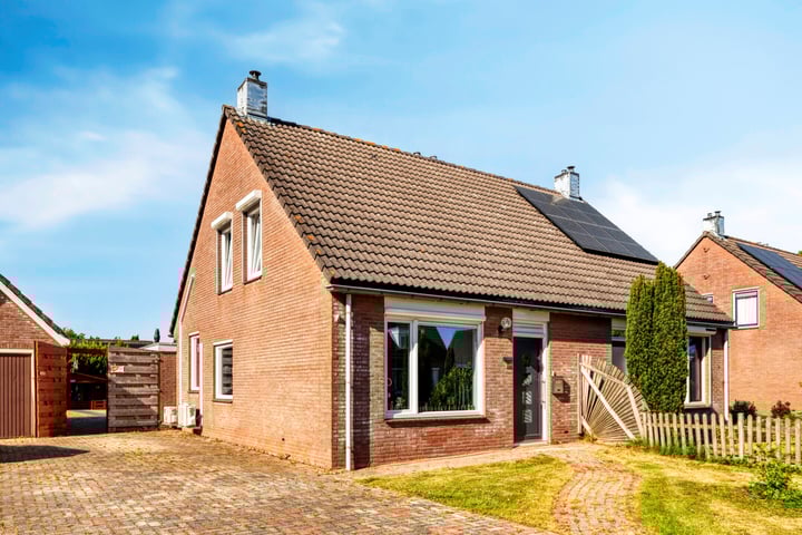 Stichtingstraat 32 in Zwartemeer foto