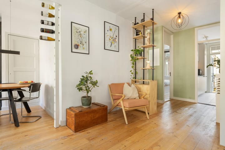 Stolwijkstraat 62-1 in Amsterdam photo