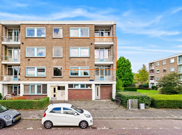 Photo of property Storklaan 15, Delft