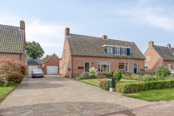 Straatkampen 36 in Rolde Foto