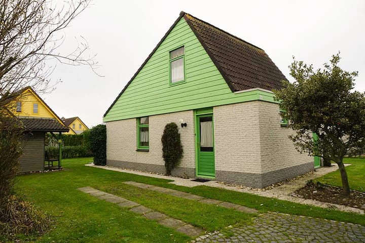 Strandslag 188 in Julianadorp Foto