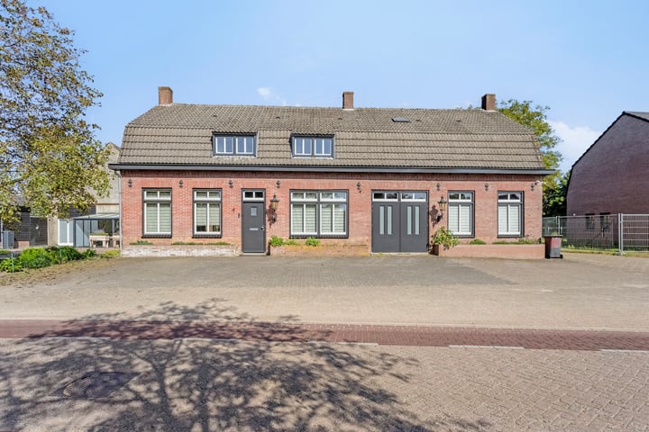 Strijperstraat 4 in Leende Foto