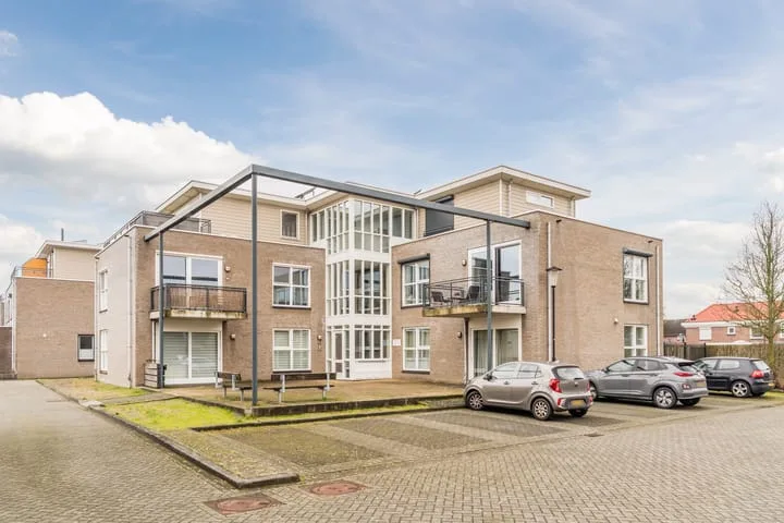 Strohuls 101 Asten thumbnail 46