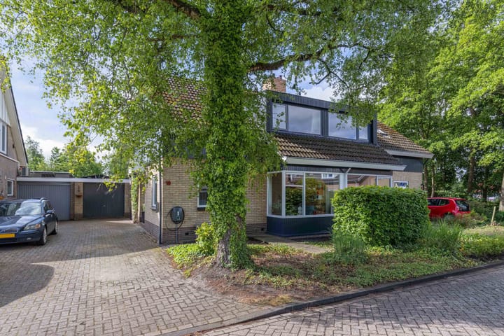 Suderom 10 in Boornbergum foto