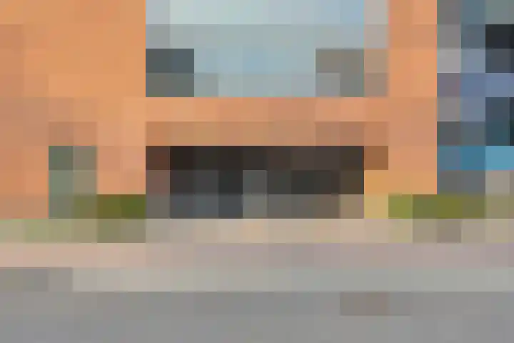 't Cour 2 Helmond thumbnail 28