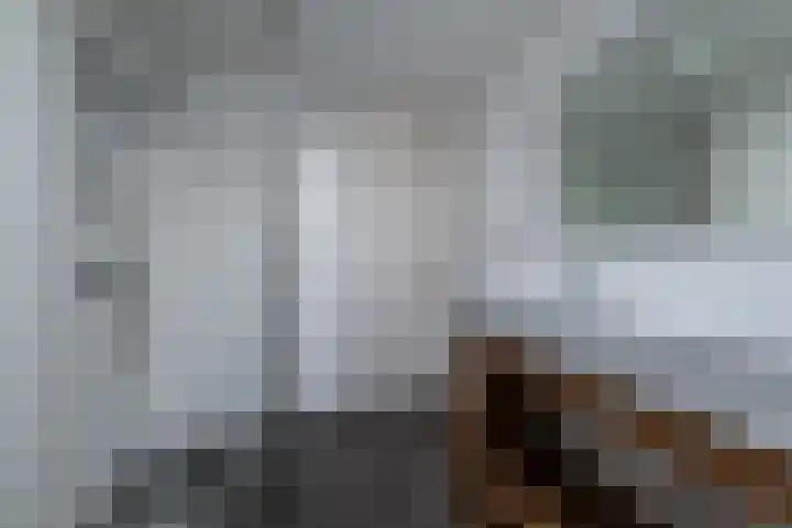 't Emmerrik 11 Tolbert thumbnail 19