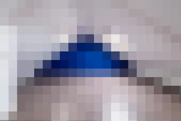 't Emmerrik 11 Tolbert thumbnail 21