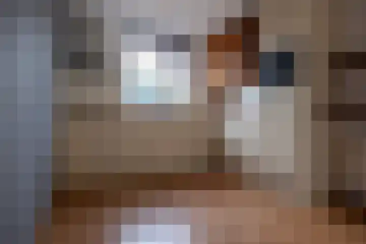 't Emmerrik 11 Tolbert thumbnail 5