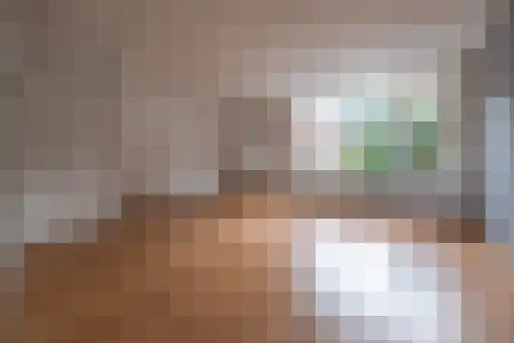 't Emmerrik 11 Tolbert thumbnail 6