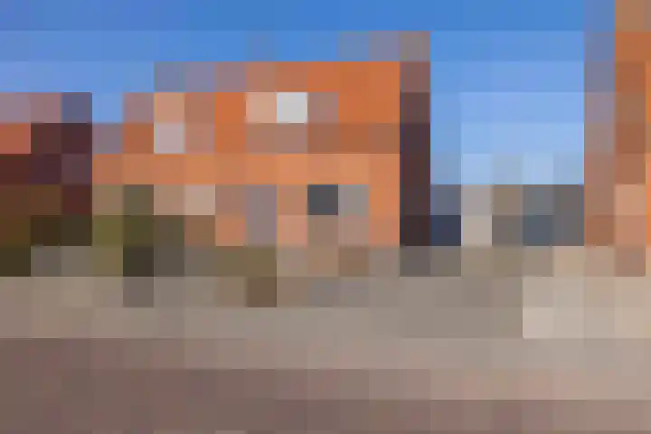 Taeke Schuilengalaan 69 in Surhuisterveen
