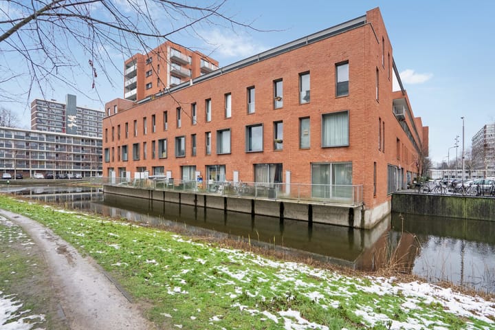 Taj Mahalplaats 5 dans Delft photo