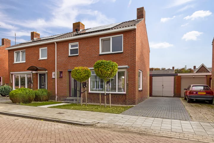 Talmastraat 73 in Veendam Foto